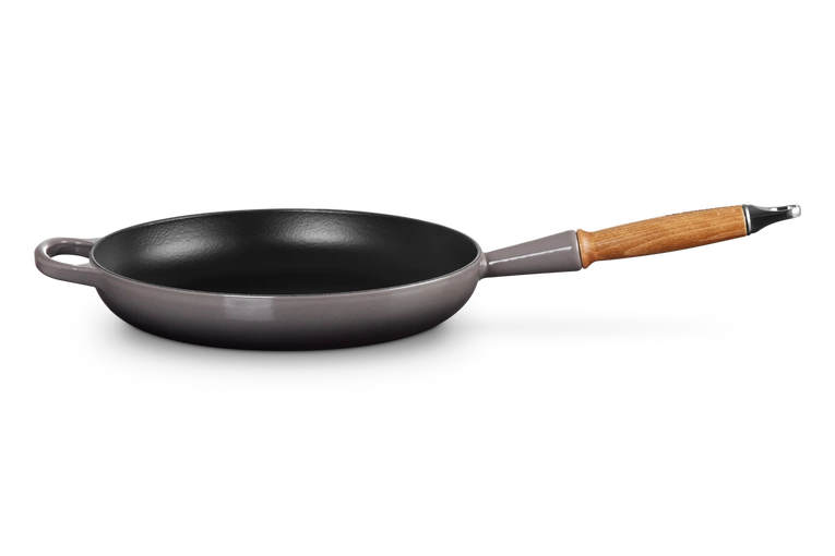 Le Creuset - patelnia żeliwna z drewnianym uchwytem 28 cm Flint