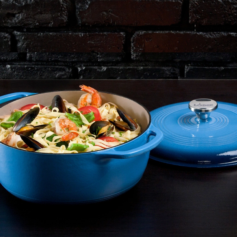 Lodge - Garnek żeliwny emaliowany - niebieski 5,6L