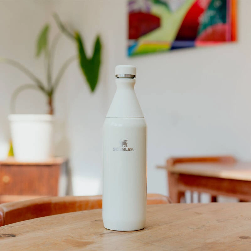 Stanley - butelka All Day Slim 0,6L - Cream