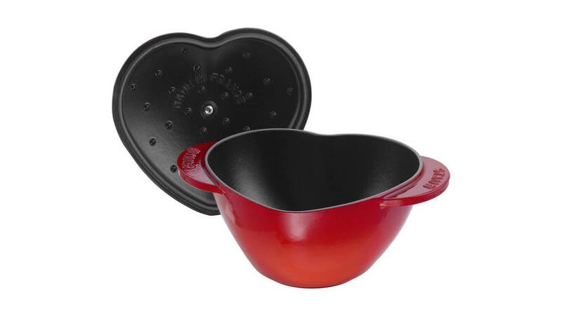 Staub - garnek brytfanna żeliwna Heart 1,75 l 20 cm