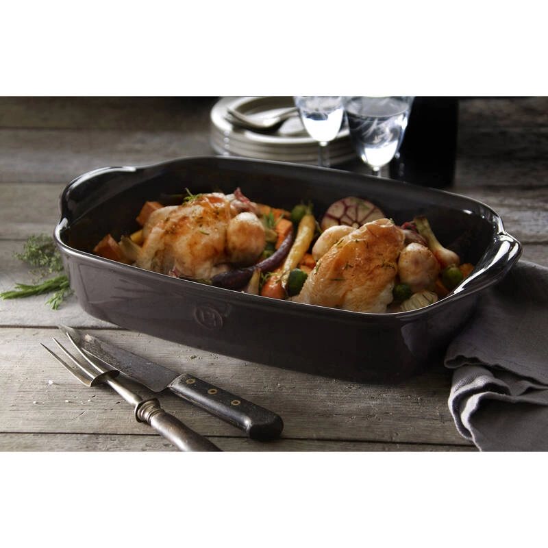 Emile Henry - Duże naczynie do zapiekania - 42,5x28cm - czarny