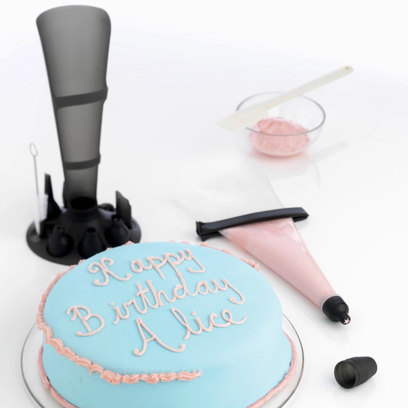 Mastrad - SILIKONOWY WOREK CUKIERNICZY Z AKCESORIAMI (12 CZĘŚCI)grafitowy