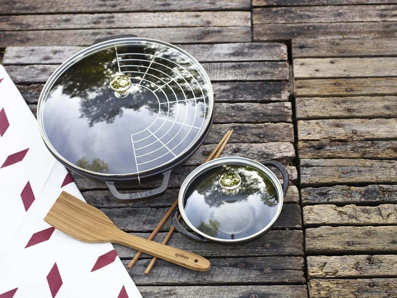 Staub - żeliwny wok niebieski 30 cm