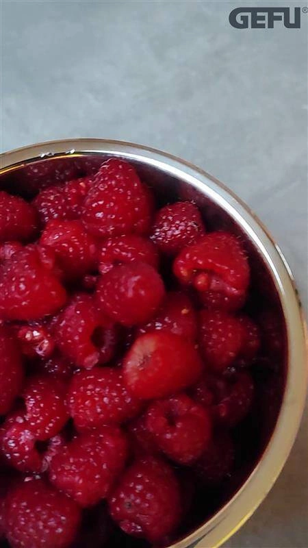 GEFU - sitko z młynkiem FLEISSIGES LIESCHEN®