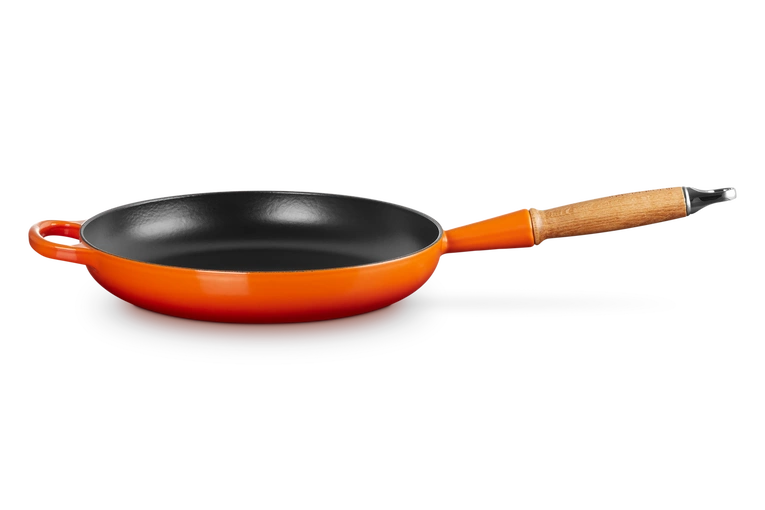Le Creuset - patelnia żeliwna z drewnianym uchwytem 28 cm Płomienna