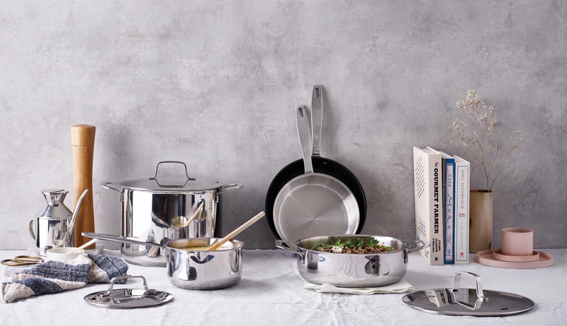 Beka - Garnek z pokrywką 24cm Maestro