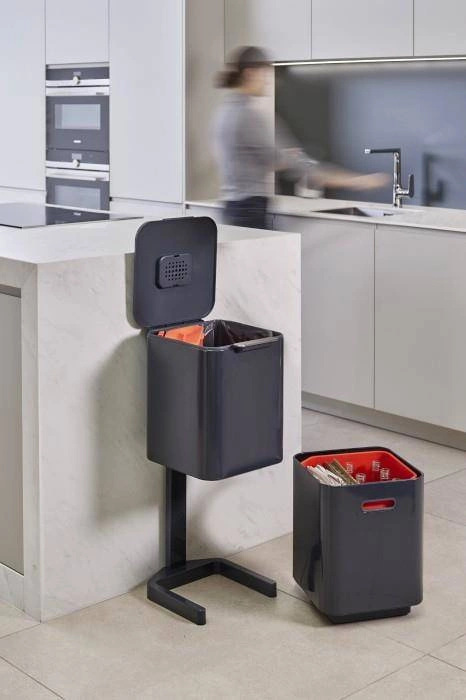 Joseph Joseph - Kosz do segregacji śmieci 40 l. Totem Compact