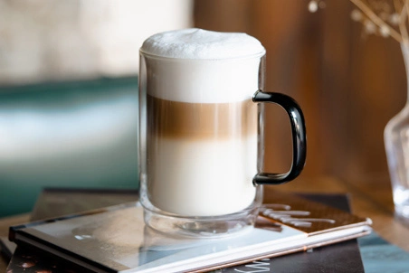 Vialli Design - Komplet 2 szklank z podwójną ścianką Carbon 350 ml