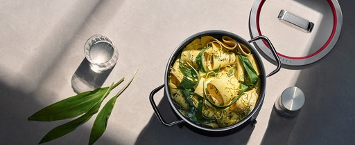 WMF - Niski garnek 24 cm czerń Fusiontec FunctionPro