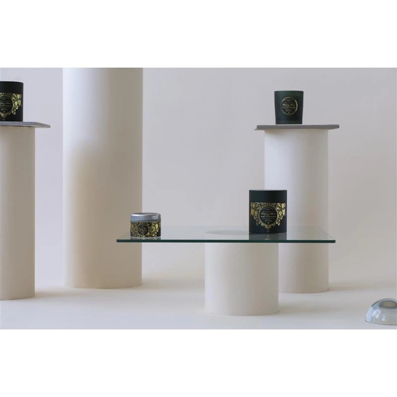 Victorian - świeca zapachowa Waitery Pear & Blossoms: gruszka i kwiaty, do 30 godzin, śred. 7,5 x 8,5 cm Sense Roundbox