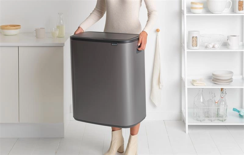 Brabantia - Kosz na śmieci Touch Bin Bo 60l platyna