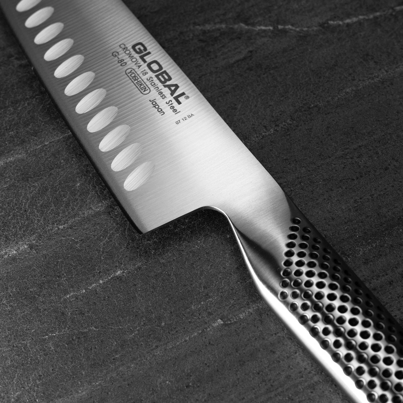 Global - Nóż Santoku żłobiony 18 cm G-80