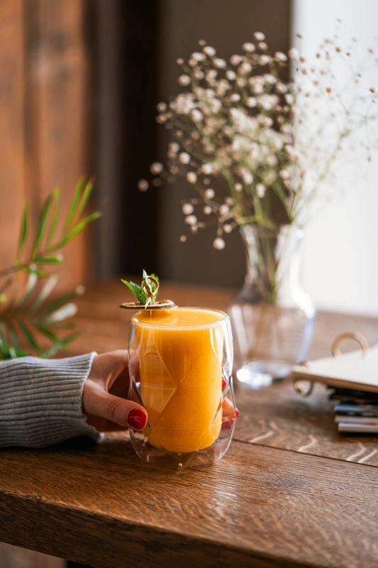 Vialli Design - Komplet 2-szklanek 250ml z podwójną ścianką 250ml Geo