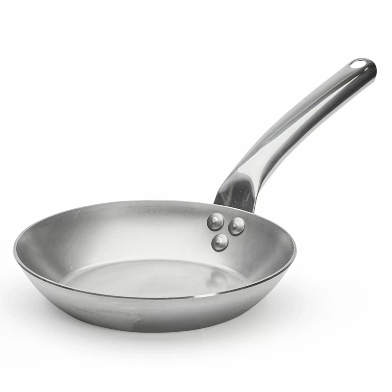 OUTLET de Buyer - Patelnia okrągła z uchwytem wentylowanym śr. 24 cm CARBONE PLUS