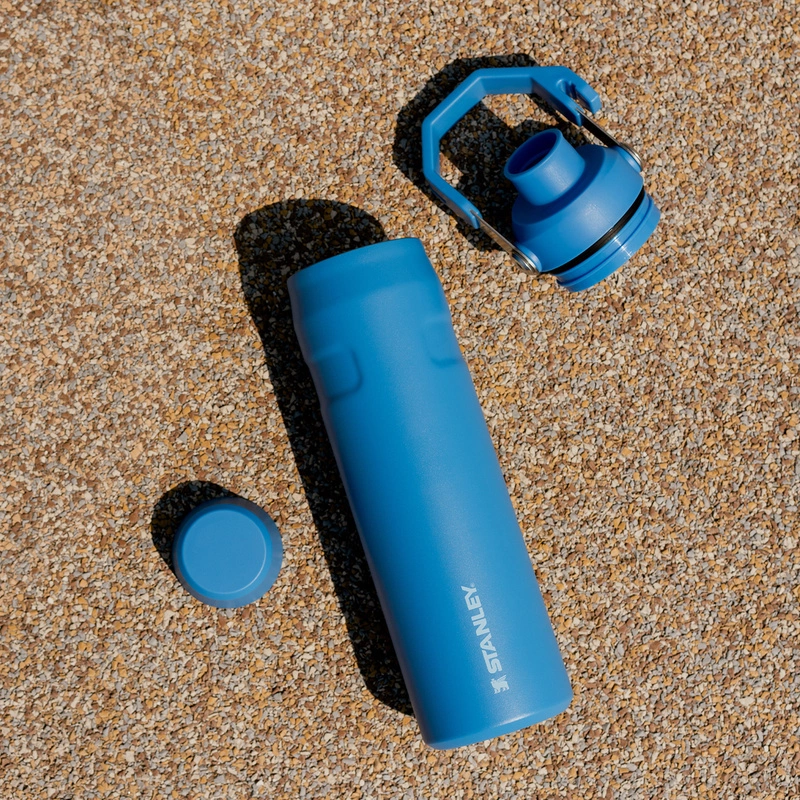 Stanley - Butelka na wodę Aerolight™ IceFlow™ 0,6 l - Azure
