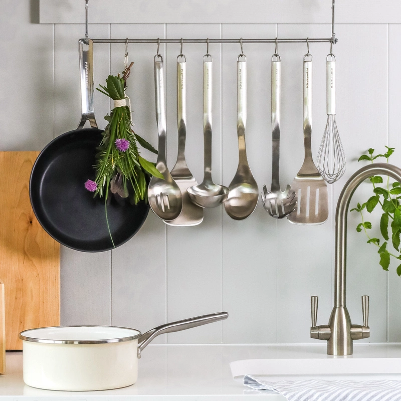 KitchenAid Culinary Tools - łopatka ze szczelinami PREMIUM Stainless steel