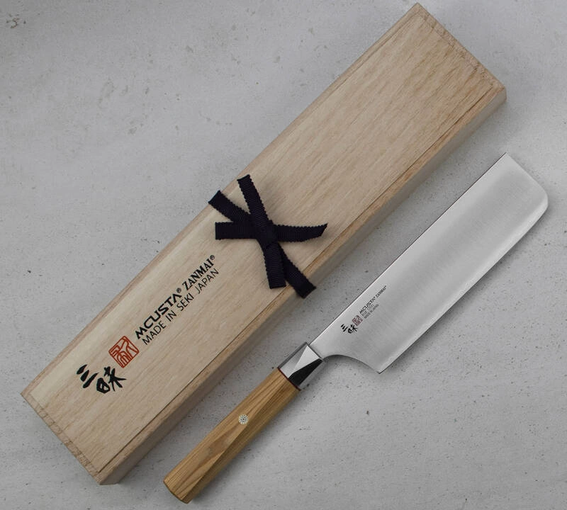 Mcusta Zanmai - Beyond Aogami Super Nóż Nakiri 16,5cm