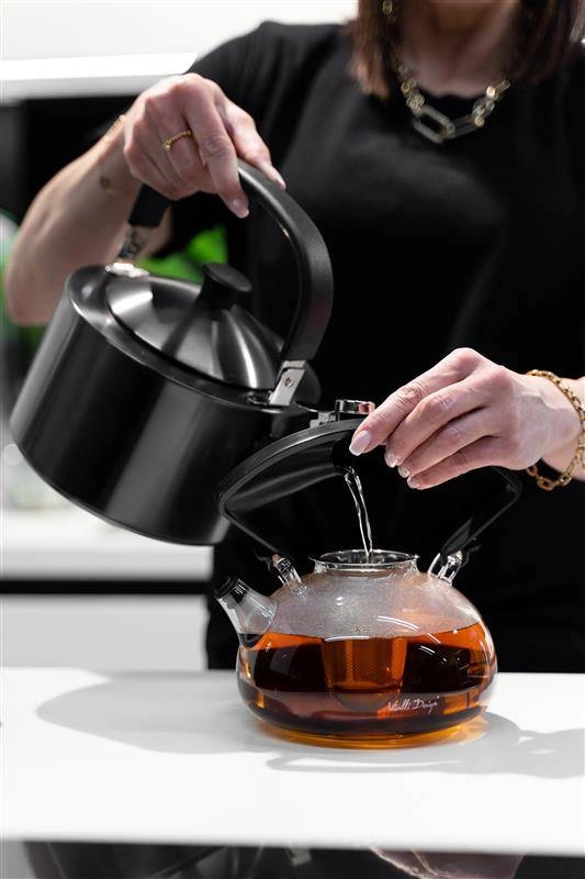 Vialli Design - Czajnik 1,5l z gwizdkiem Diamante grafitowy matowy