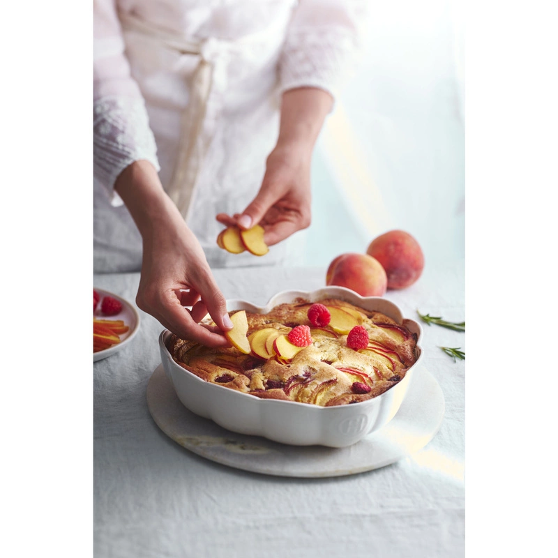 Emile Henry - Naczynie do zapiekania w kształcie serca kremowe