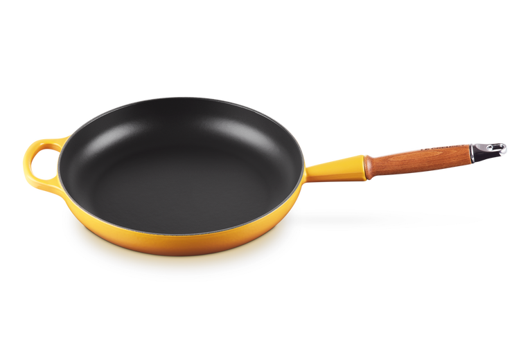 Le Creuset - patelnia żeliwna z drewnianym uchwytem 28 cm 