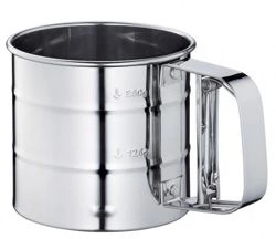 Kuchenprofi - kubek z sitkiem do przesiewania 