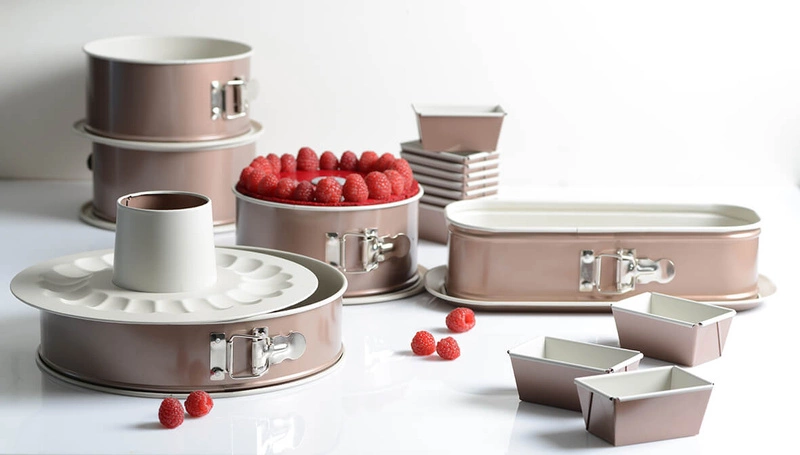 Patisse - Tortownica zapinana 20cm CERAMIC