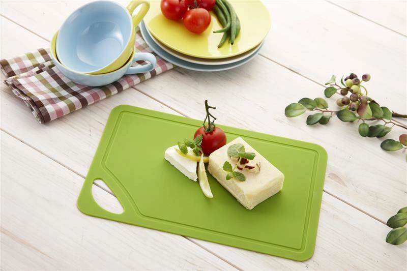 CandL - Mata kuchenna do krojenia 26x17 zielona