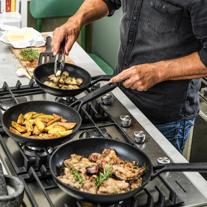 KitchenAid - Patelnia ceramiczna 24 cm