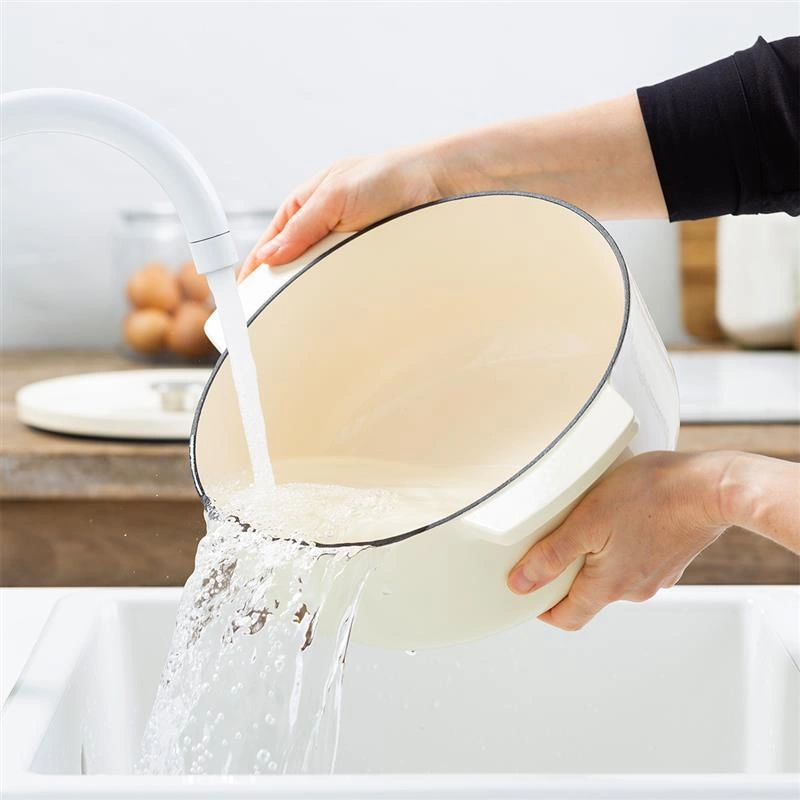 KitchenAid - garnek żeliwny z pokrywką 3,3L Almond Cream
