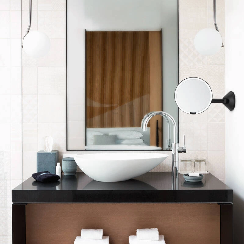 Simplehuman - Lustro z czujnikiem SENSOR do montażu na ścianie, szczotkowana stal