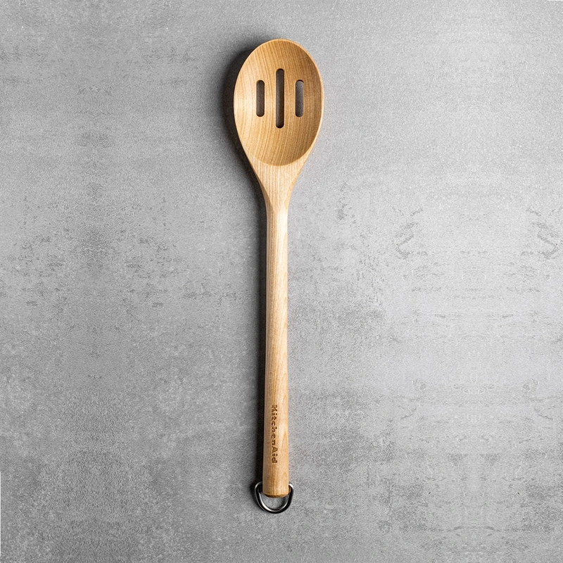 KitchenAid Culinary Tools - łyżka drewniana z dziurkami CORELINE Birch