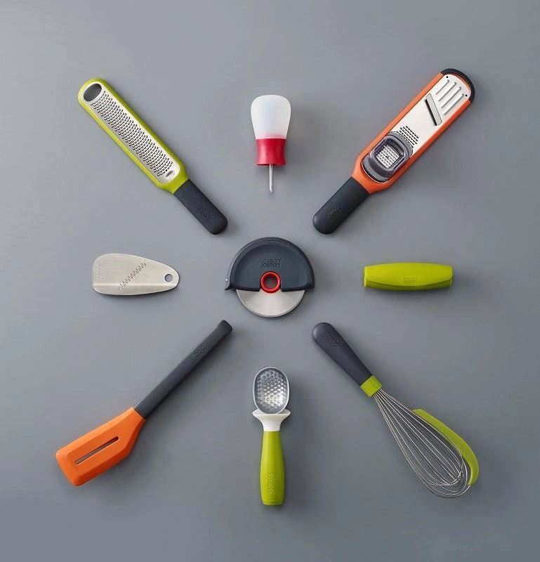 Joseph Joseph - Tarka z plastrownikiem Handi-grate