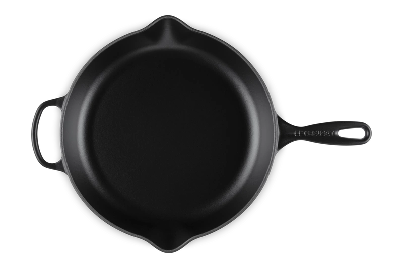 Le Creuset - patelnia Signature niska żeliwna 30 cm Czarny
