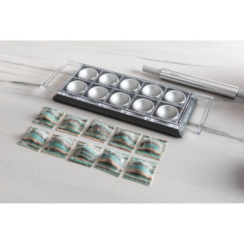 Marcato - Forma do ravioli w kwadratach 5 x 5 cm x 10 szt, jasnoszara