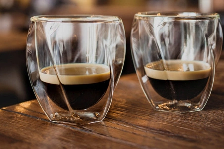 Vialli Design - Zestaw 2 szklanek z podwójną ścianką Cristallo 250 ml