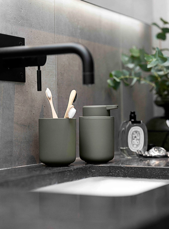 Zone Denmark - Dozownik do mydła 0,25 l Ume Olive Green