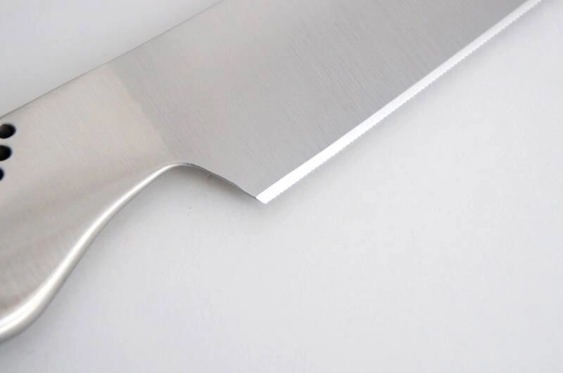 Global - Nóż uniwersalny ząbkowany 15 cm GS-13