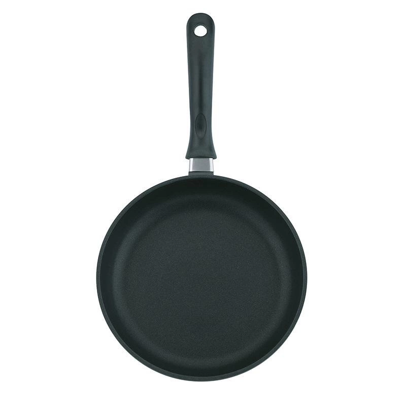 Kela - Patelnia 18cm czarna Kerros