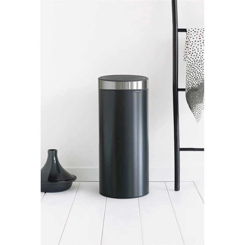 Brabantia - kosz na śmieci Touch Bin New 30l czarny mat FPP