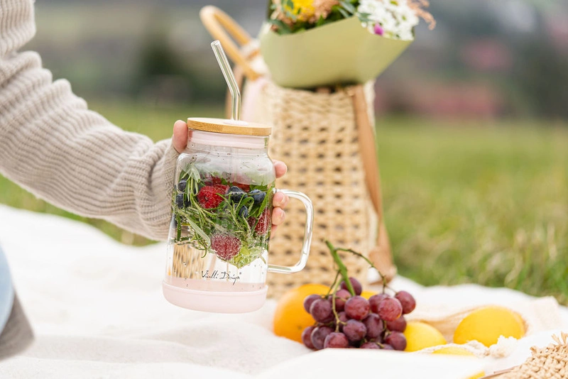 Vialli Design - Słoik ze słomką 600 ml różowy Fuori