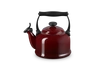 Le Creuset - czajnik Traditional garnet bordowy 2,1 l