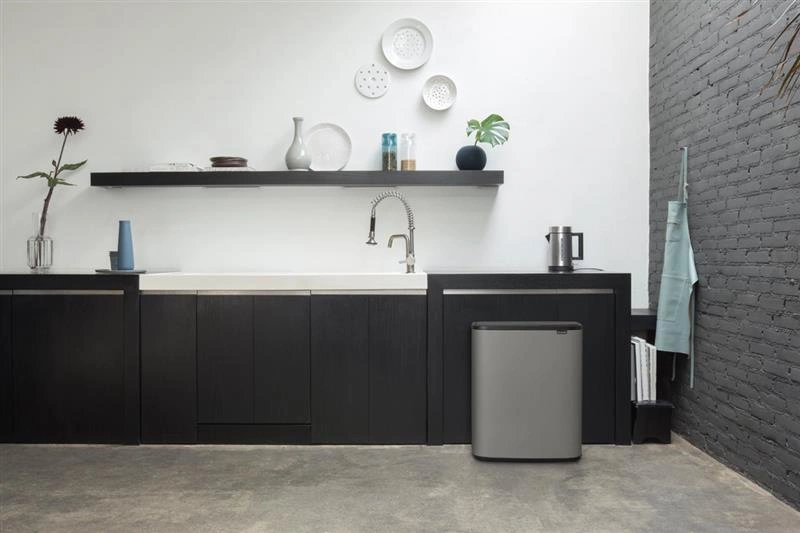Brabantia - Kosz na śmieci Touch Bin BO 60l mineralny szary