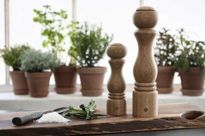 Crush Grind - Młynek drewniany 20 cm dąb Torino