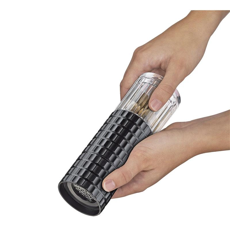 Cilio - młynek do gałki muszkatołowej, aluminium/stal nierdzewna, śred. 4,5 x 15 cm, czarny Pisa