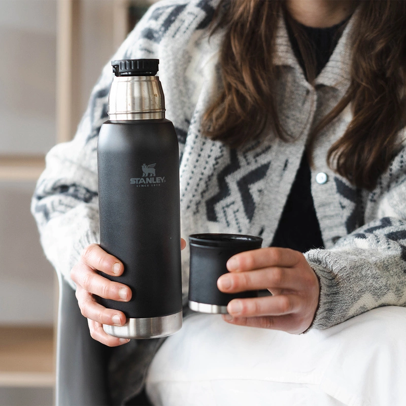 Stanley - Termos THE ADVENTURE 0,75 l - BLACK