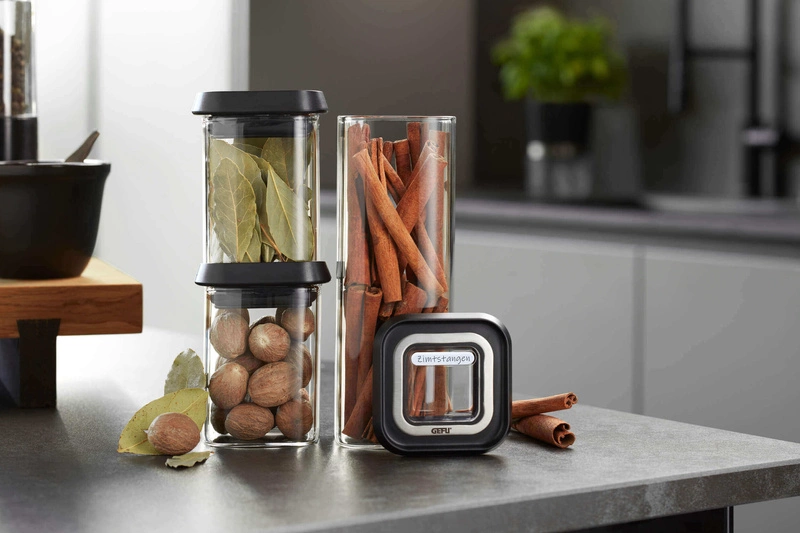 GEFU - zestaw 4 szklanych pojemników PANTRY