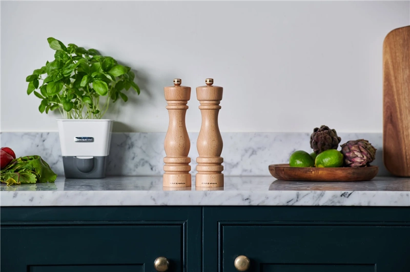 Cole & Mason - Młynek do soli London Natural Beech 18 cm