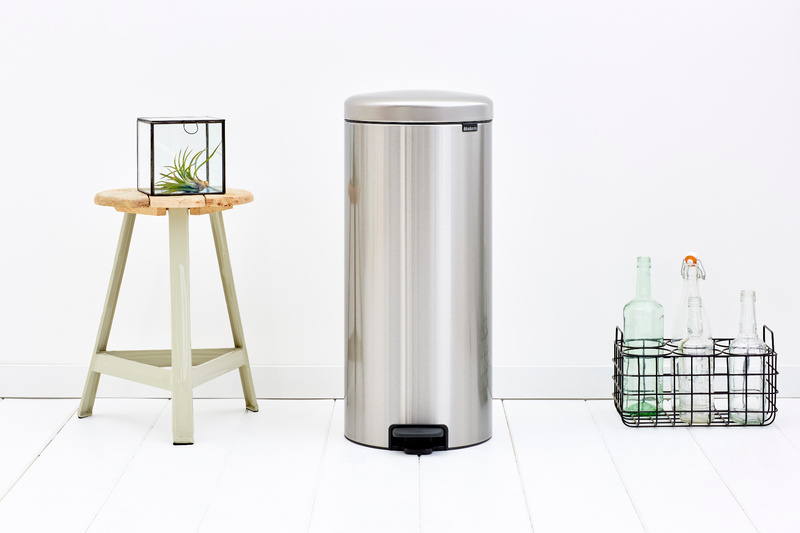 Brabantia - kosz pedałowy 30 L newIcon stal matowa FPP