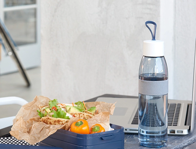 Mepal - Butelka Water Ellipse 700ml nordic green