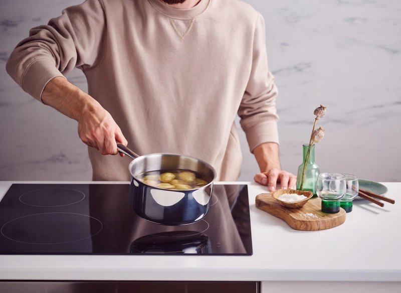 Vialli Design - Ugniatacz do ziemniaków Colori niebieski